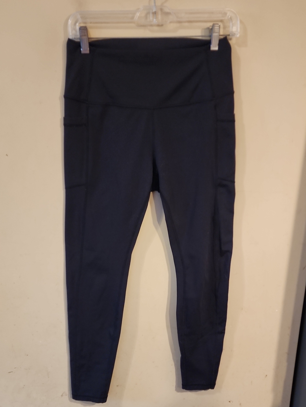High-Rise Navy Performance Leggings with Side Pockets